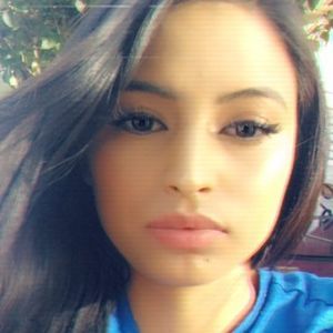 Meet your Posher, Mireya